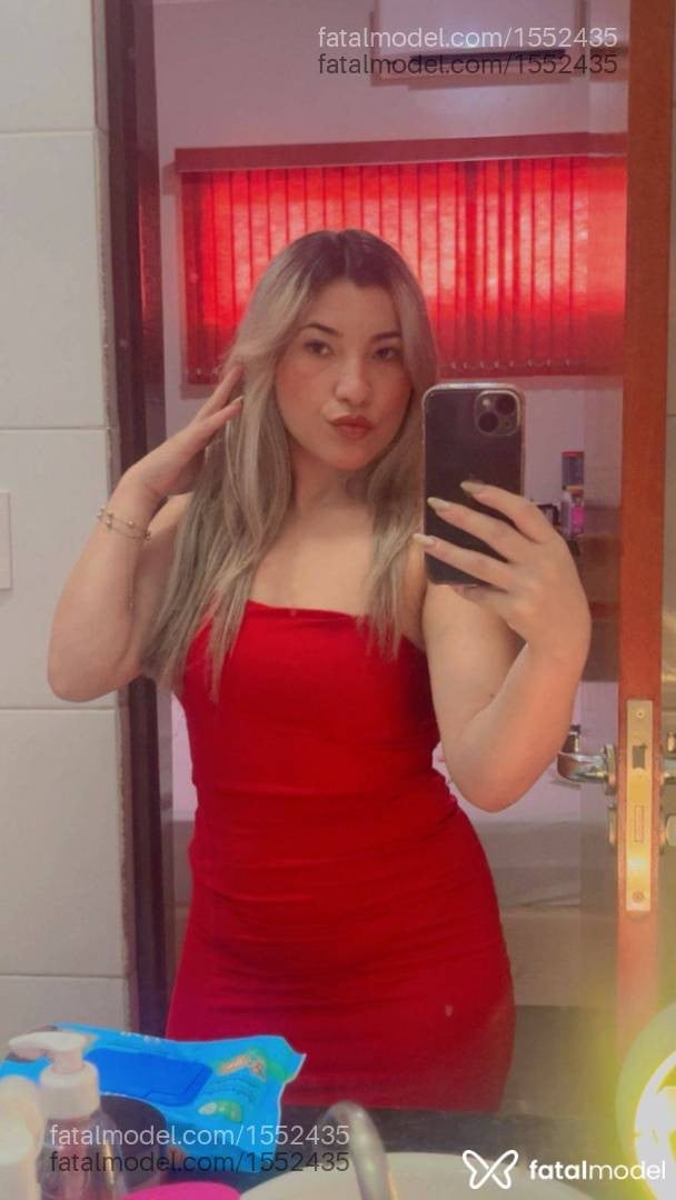 Acompanhante mulher loira (o) de olhos castanhos - Verônica Prado