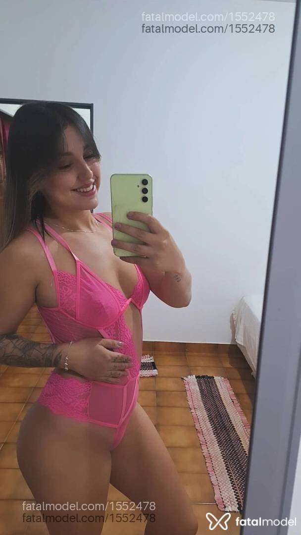Acompanhante mulher loira (o) de olhos castanhos em São Joaquim da Barra - Bella Santini