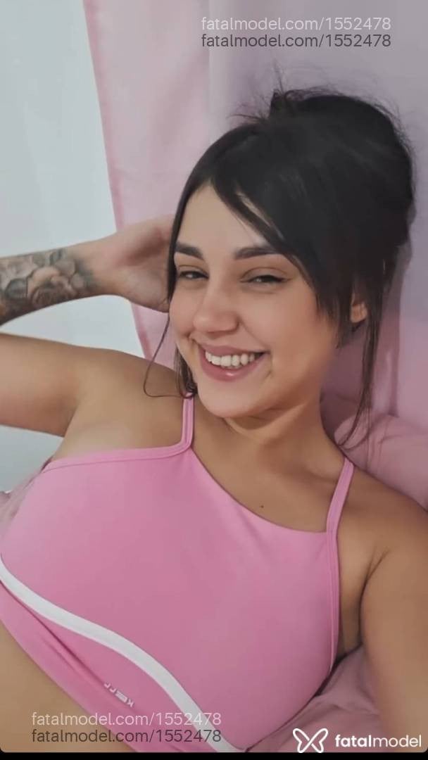 Acompanhante mulher loira (o) de olhos castanhos em Orlândia - Bella Santini
