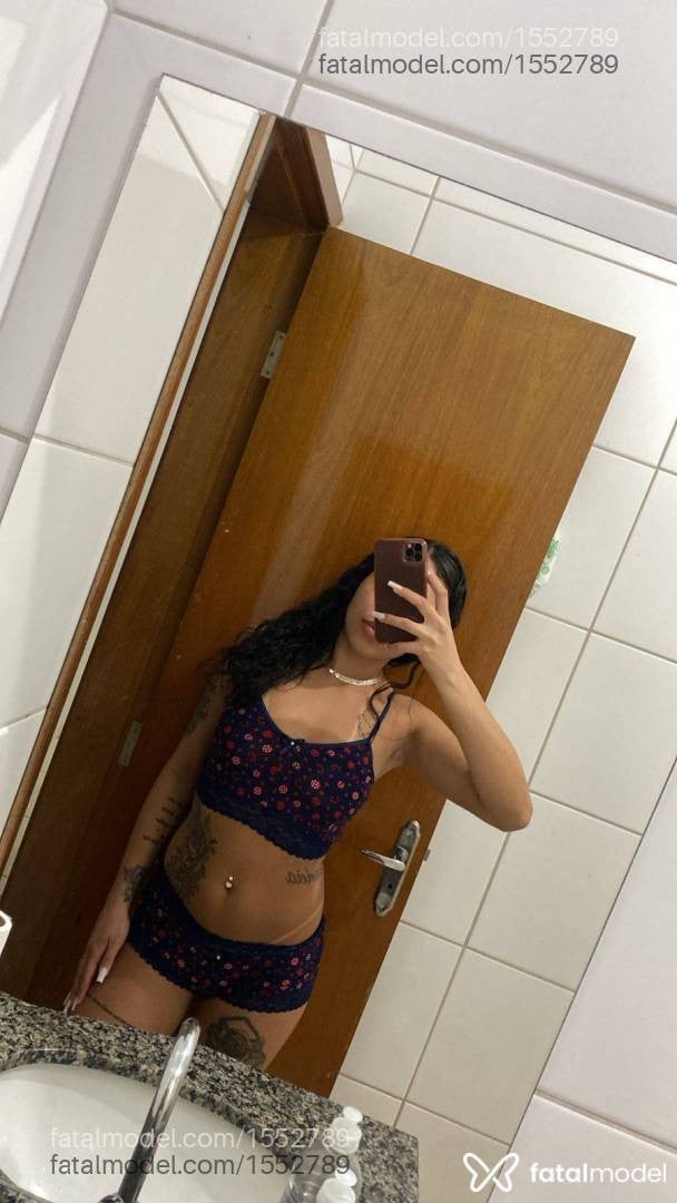 Acompanhante mulher morena (o) de olhos castanhos em Rio Verde - Mirella