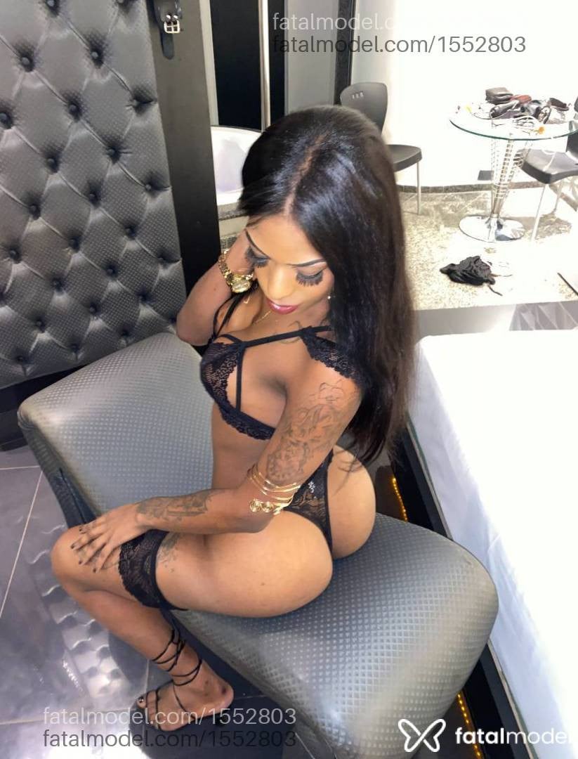 Acompanhante mulher trans morena (o) de olhos castanhos em São Paulo - Leticia Garcia