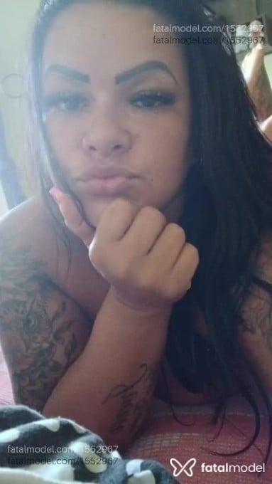 Acompanhante mulher com cabelo castanho de olhos castanhos em São Pedro da Aldeia Acompanhante mulher com cabelo castanho de olhos castanhos em São Pedro da Aldeia - Soraya
