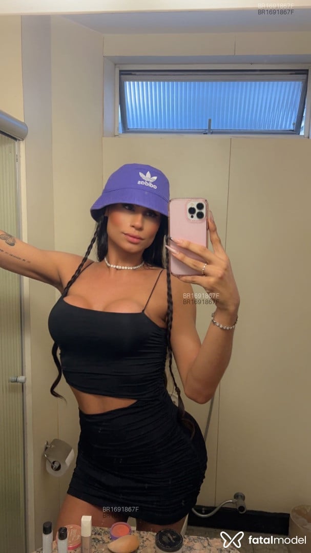 Acompanhante mulher trans morena (o) de olhos castanhos em Belo Horizonte - Bia Borges