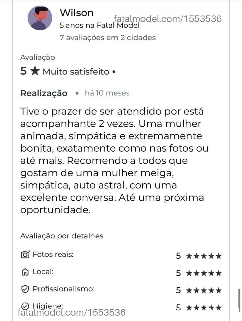 Acompanhante mulher loira (o) de olhos castanhos - Beatriz