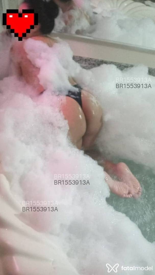 Acompanhante mulher morena (o) de olhos castanhos em Indaial - Flávia Moraes