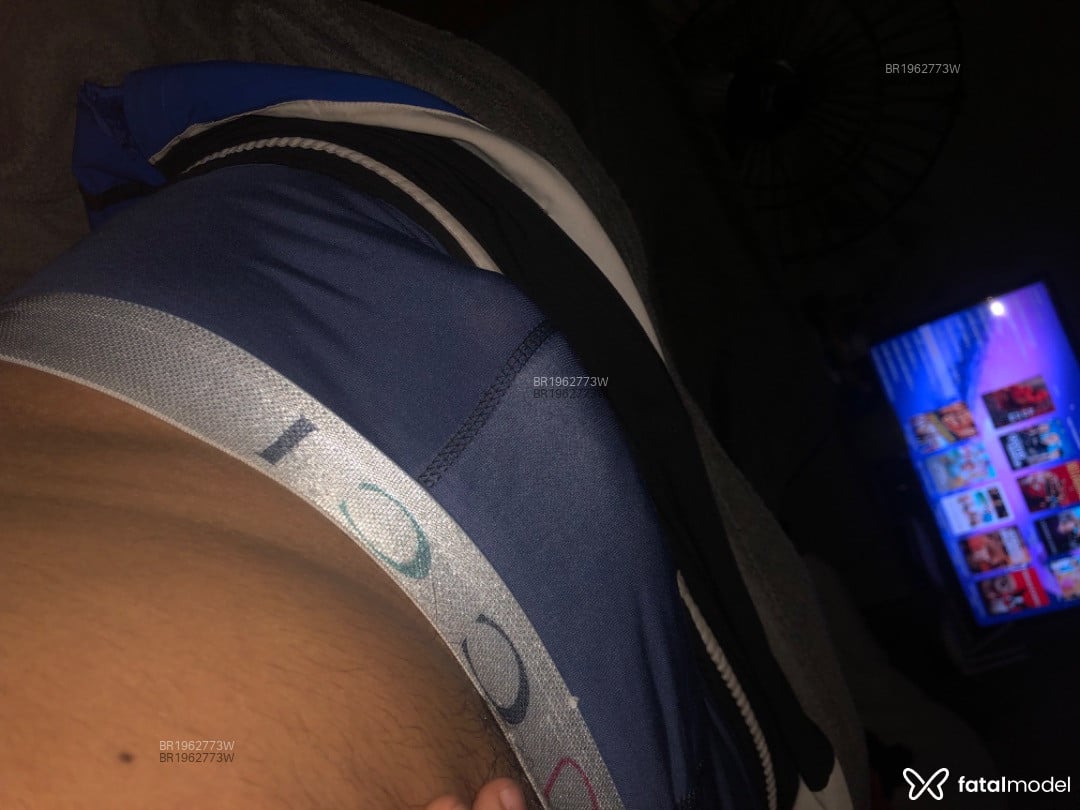 Acompanhante homem morena (o) de olhos castanhos em Ribeirão Preto - Davi vaz