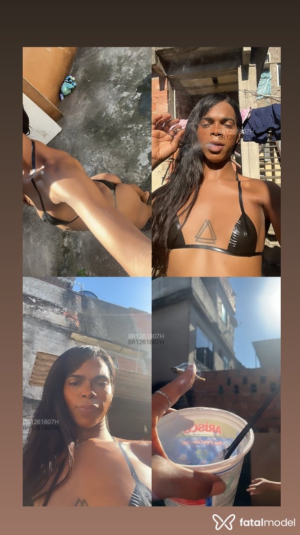 Acompanhante travesti morena (o) de olhos castanhos em Virtual - Luíza