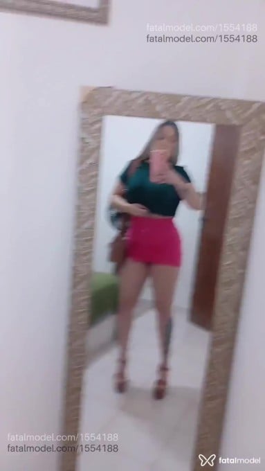 Acompanhante mulher loira (o) de olhos castanhos em Lins - Dany