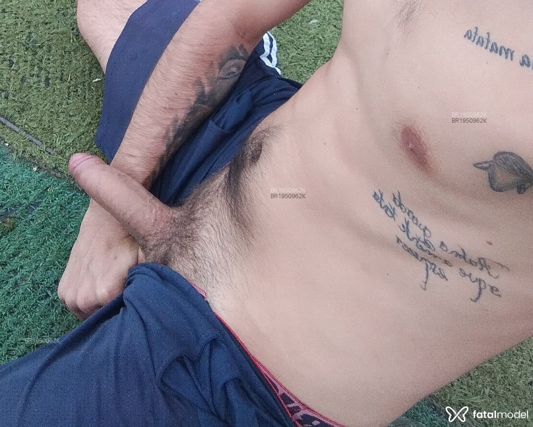Acompanhante homem morena (o) de olhos castanhos em Itajaí - Alexandre