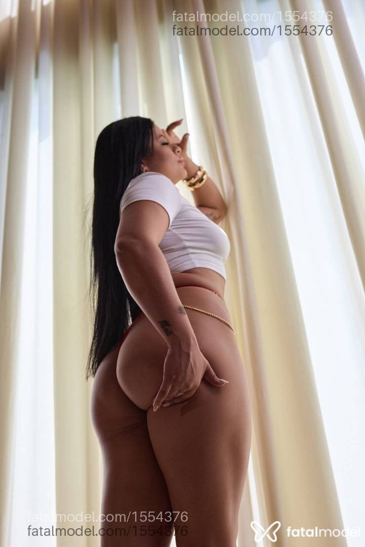 Acompanhante mulher morena (o) de olhos castanhos - Brenda Avilar