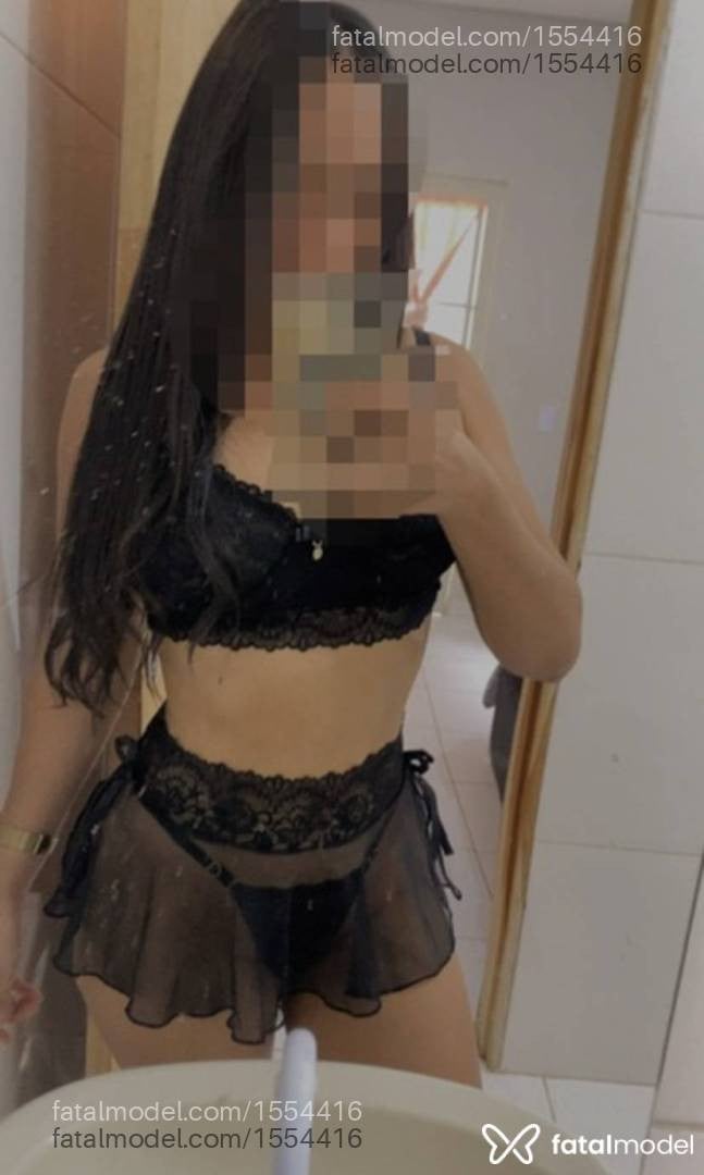 Acompanhante mulher com cabelo castanho de olhos castanhos - Melissa Sanches