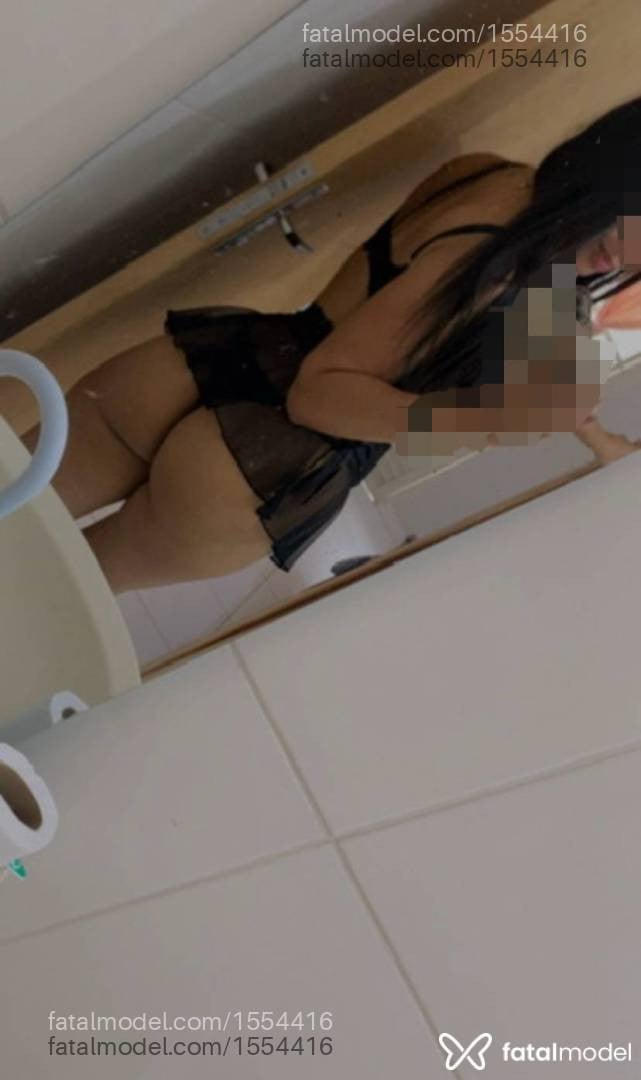 Acompanhante mulher com cabelo castanho de olhos castanhos - Melissa Sanches
