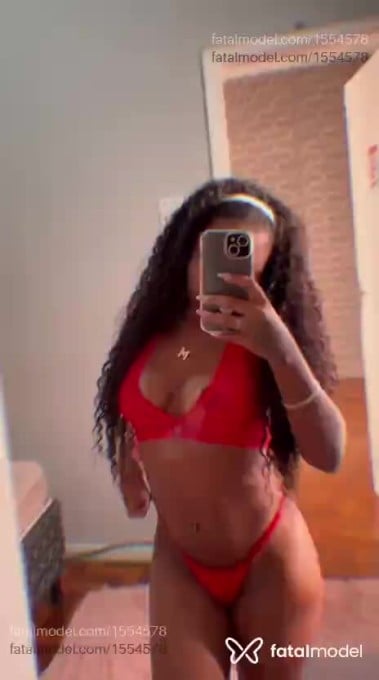 Acompanhante mulher com cabelo castanho de olhos castanhos em Barra Mansa - Brenna Silva