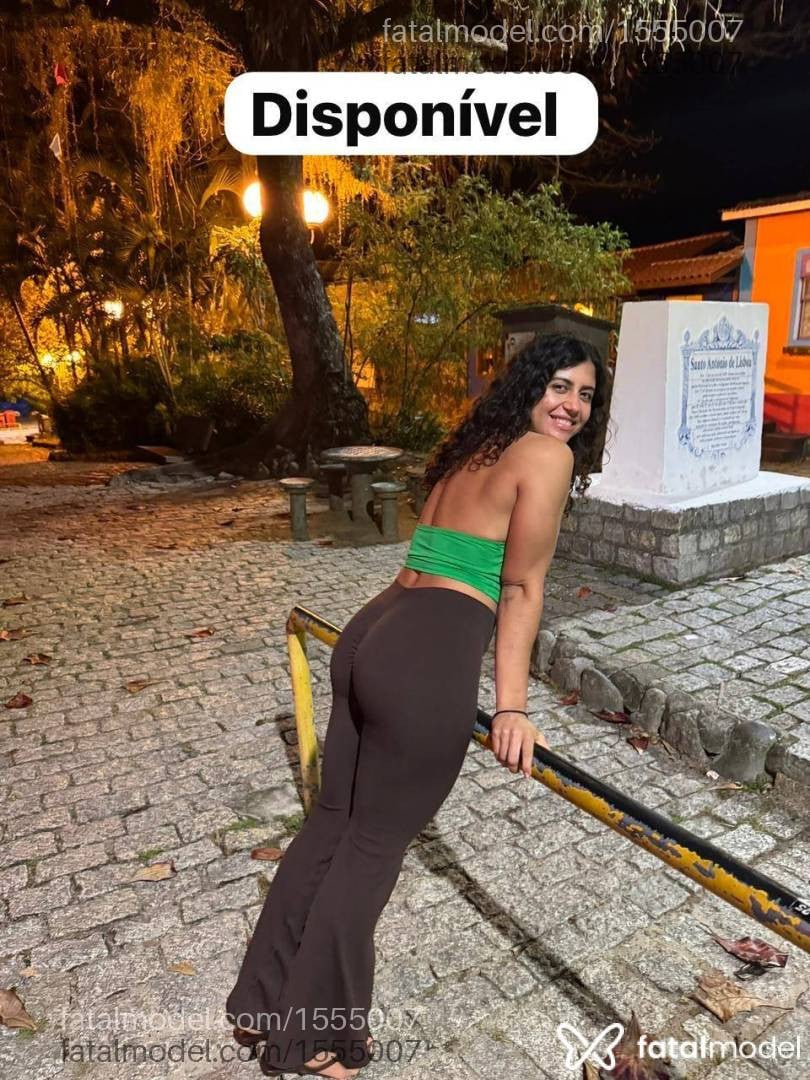 Acompanhante mulher com cabelo castanho de olhos castanhos em Virtual - Ludovica