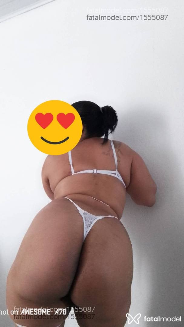 Acompanhante mulher morena (o) de olhos castanhos - Larah