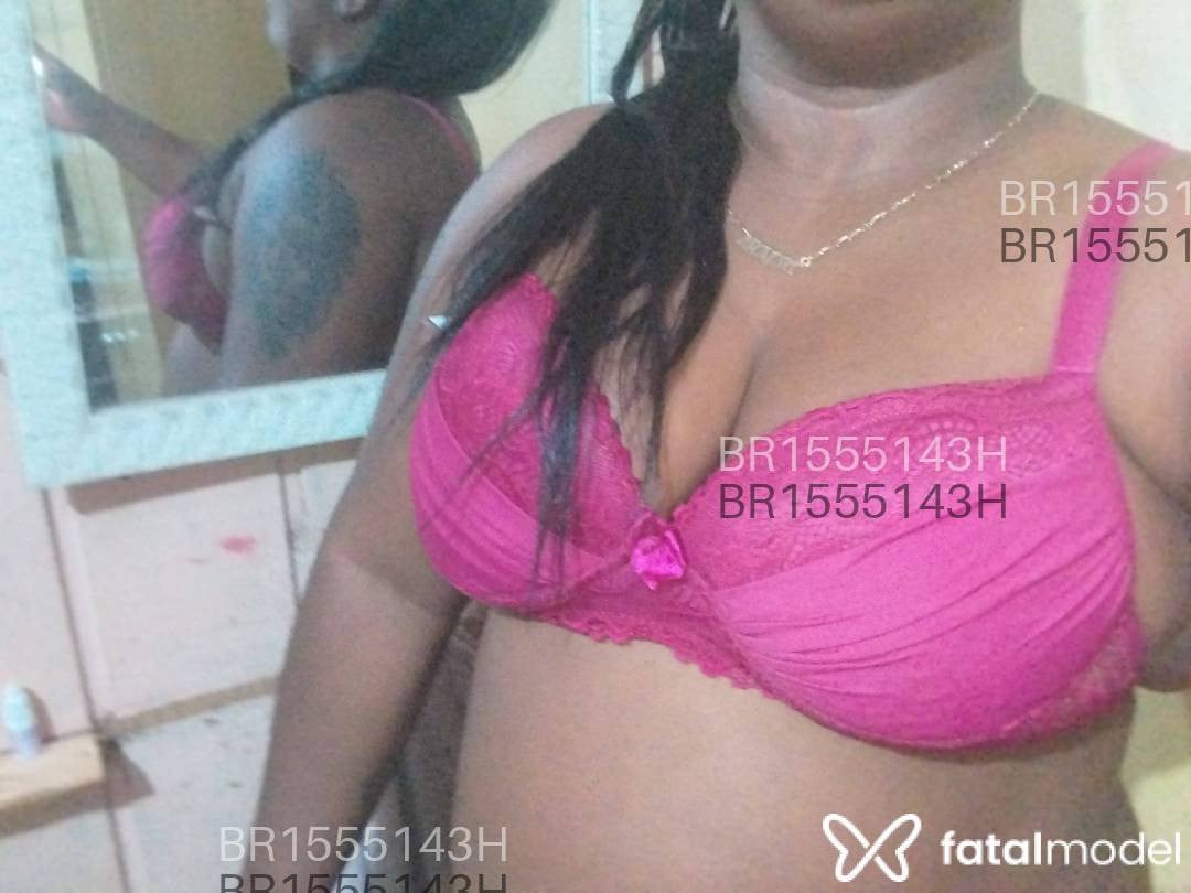 Acompanhante mulher morena (o) de olhos castanhos em Campo Bom Acompanhante mulher morena (o) de olhos castanhos em Campo Bom - Brenda
