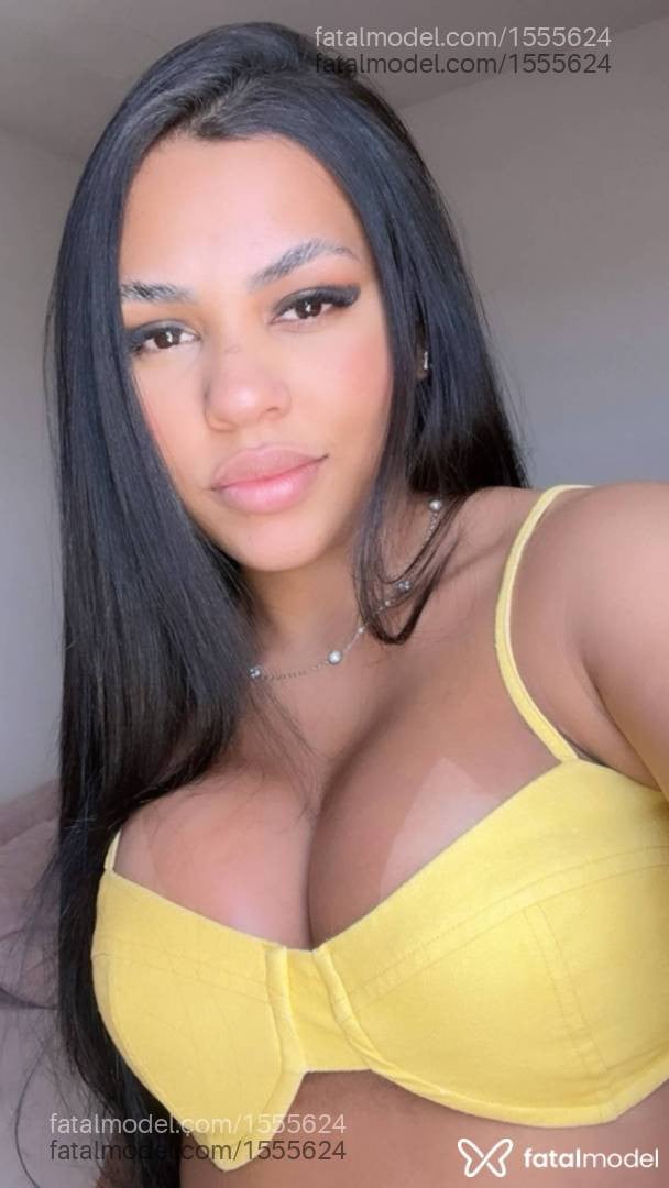 Acompanhante mulher morena (o) de olhos pretos - Nicole