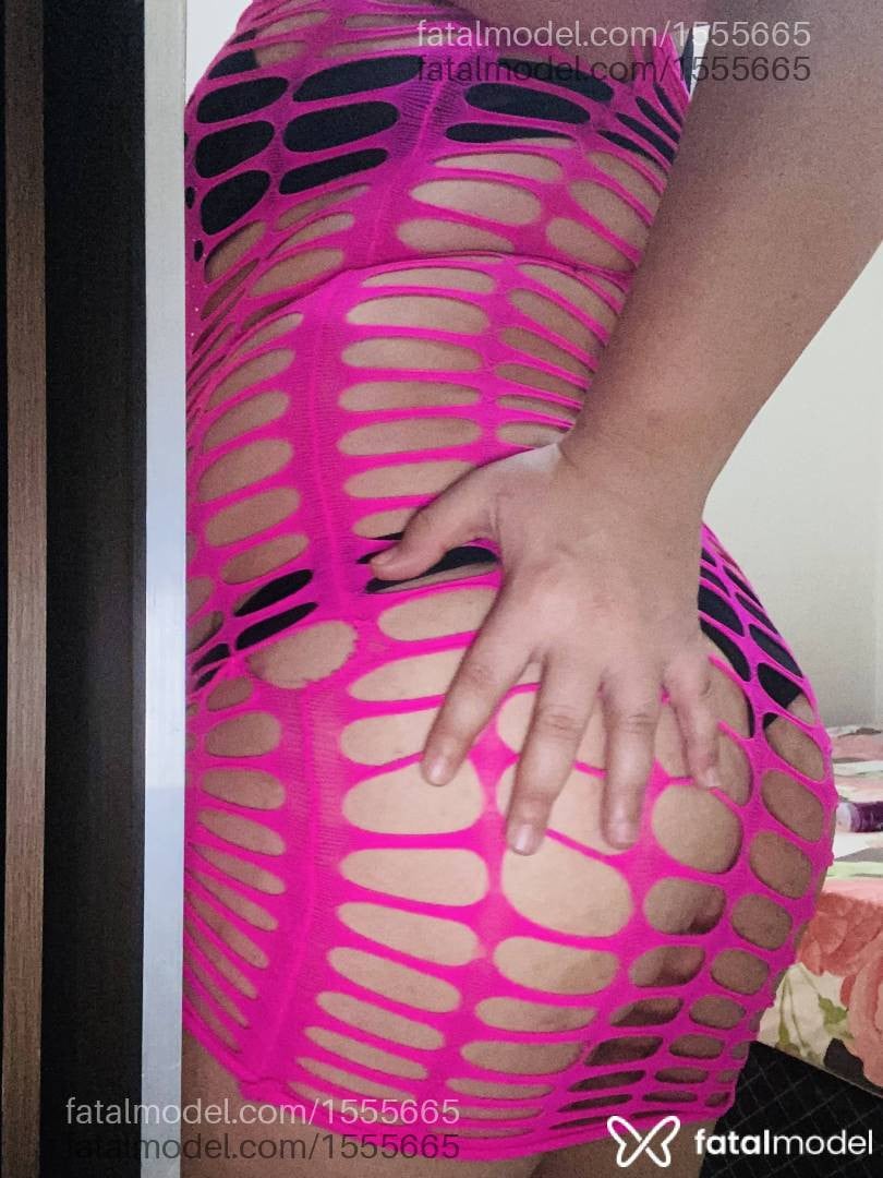 Acompanhante travesti com cabelo castanho de olhos verdes - Luna souza