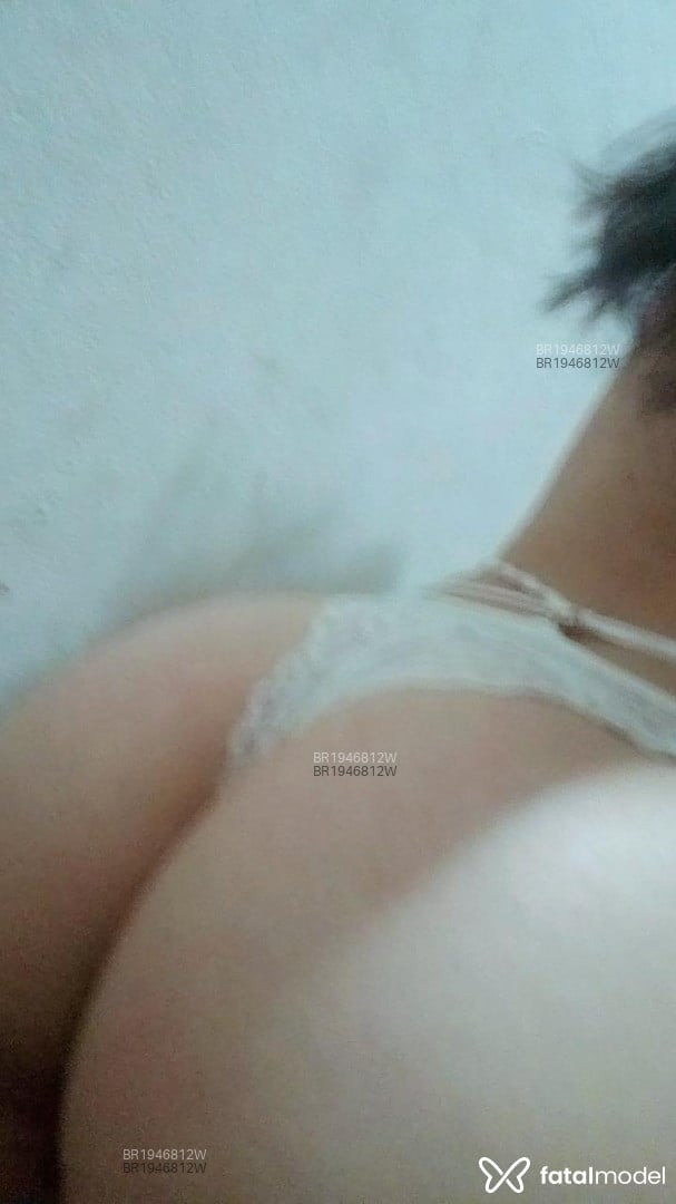 Acompanhante mulher com cabelo castanho de olhos castanhos em Vitória Acompanhante mulher com cabelo castanho de olhos castanhos em Vitória - beatriz