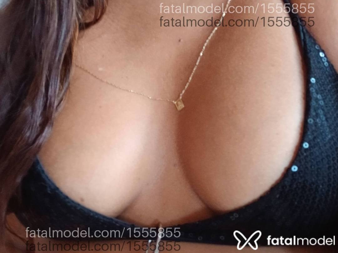 Acompanhante mulher com cabelo castanho de olhos castanhos em Sobral Acompanhante mulher com cabelo castanho de olhos castanhos em Sobral - Karolzihna