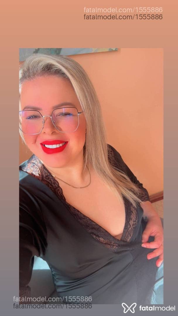 Acompanhante mulher loira (o) de olhos mel - Carine