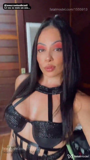 Acompanhante mulher morena (o) de olhos castanhos em Umuarama Acompanhante mulher morena (o) de olhos castanhos em Umuarama - Viviane Brant