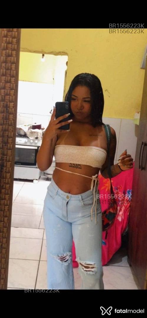 Acompanhante mulher morena (o) de olhos castanhos em Vitória da Conquista - Rafaela