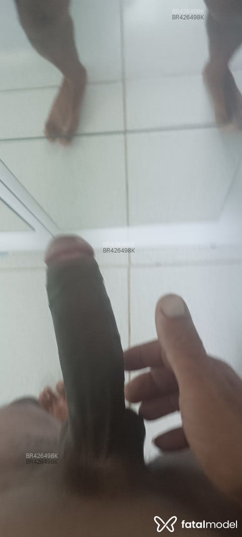 Acompanhante homem com cabelo castanho de olhos castanhos em Rio das Ostras - Jorginho