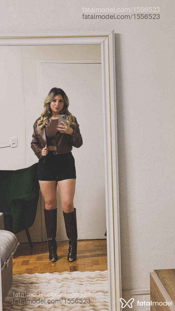 Acompanhante mulher loira (o) de olhos castanhos em Caxias do Sul - Ana Clara