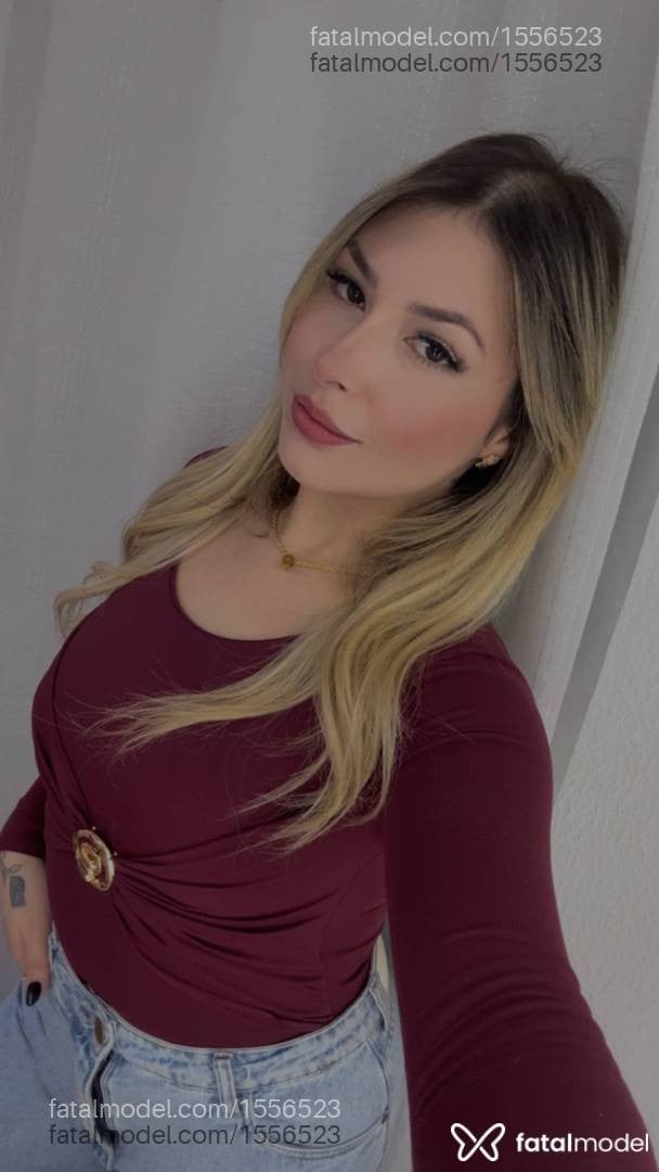 Acompanhante mulher loira (o) de olhos castanhos em Caxias do Sul - Ana Clara