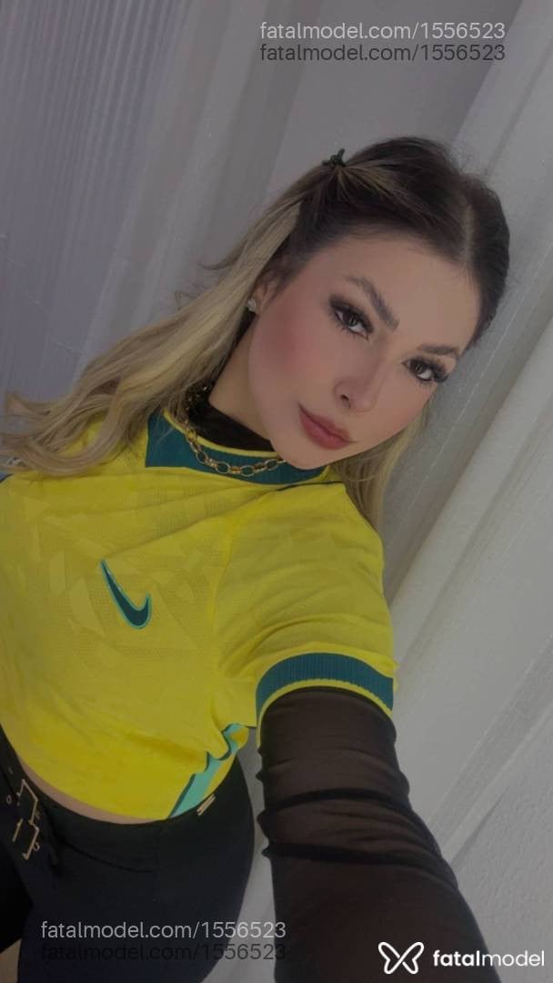 Acompanhante mulher loira (o) de olhos castanhos em Caxias do Sul - Ana Clara