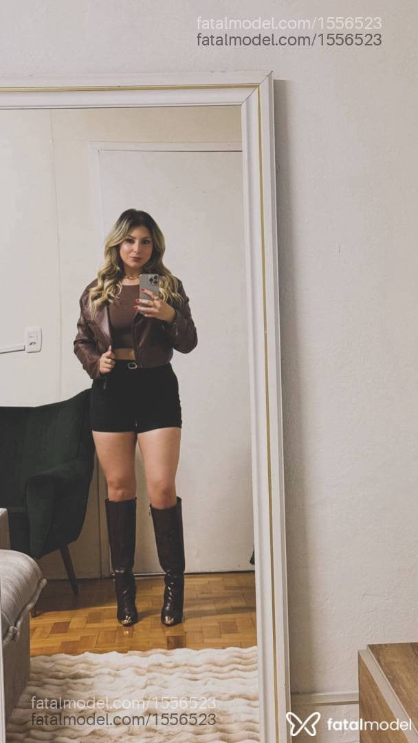 Acompanhante mulher loira (o) de olhos castanhos em Caxias do Sul - Ana Clara