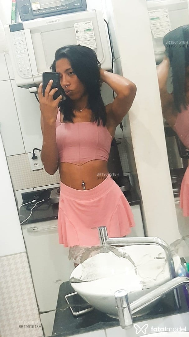 Acompanhante mulher trans com cabelo castanho de olhos castanhos em Rio de Janeiro - Morena Psv