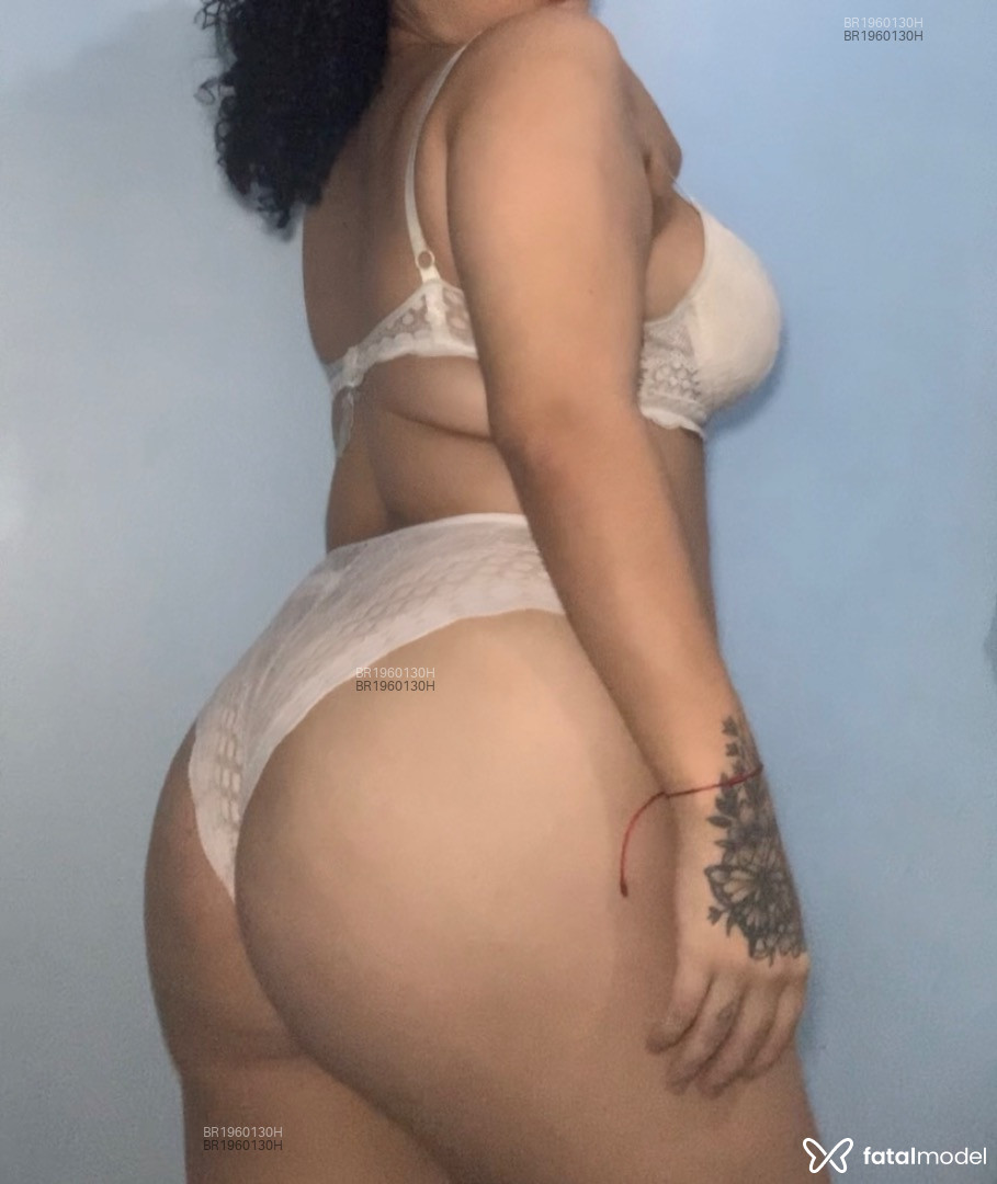 Acompanhante mulher morena (o) de olhos verdes em Virtual - izabella