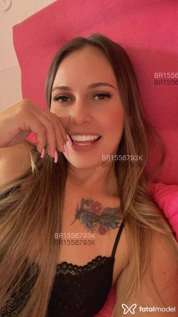 Acompanhante mulher com cabelo castanho de olhos castanhos em Uberlândia - Eduarda