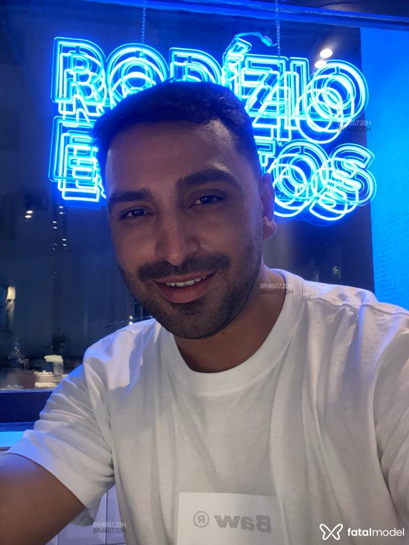 Acompanhante homem morena (o) de olhos pretos em Franco da Rocha Acompanhante homem morena (o) de olhos pretos em Franco da Rocha - Hiago Zafar