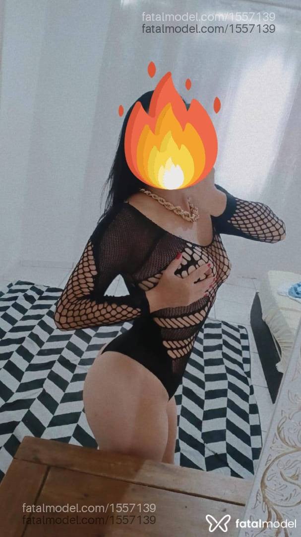 Acompanhante mulher morena (o) de olhos castanhos - Isadora