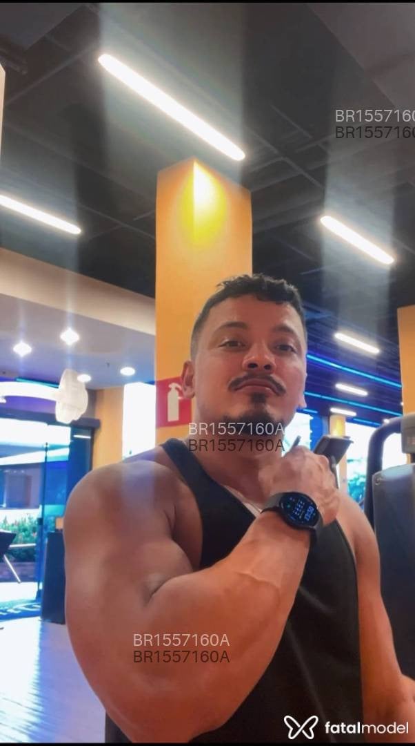 Acompanhante homem morena (o) de olhos castanhos em Belo Horizonte Acompanhante homem morena (o) de olhos castanhos em Belo Horizonte - Wesley