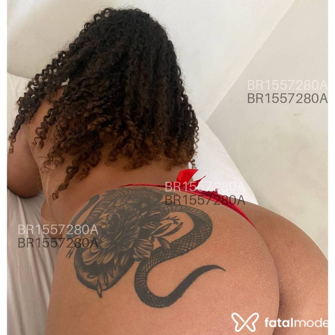 Acompanhante mulher com cabelo castanho de olhos castanhos em Divinópolis Acompanhante mulher com cabelo castanho de olhos castanhos em Divinópolis - Fernanda Lima