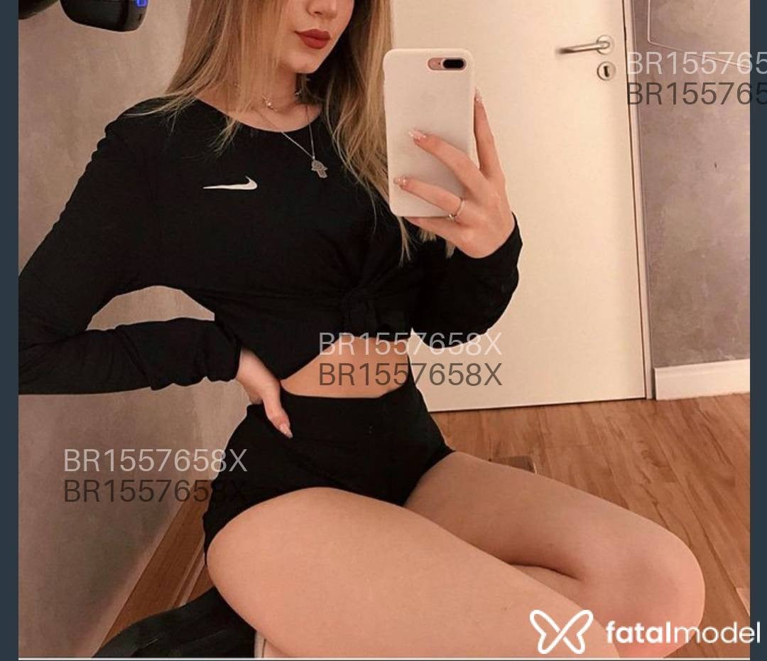 Acompanhante mulher com cabelo castanho de olhos castanhos em Anápolis - Paola