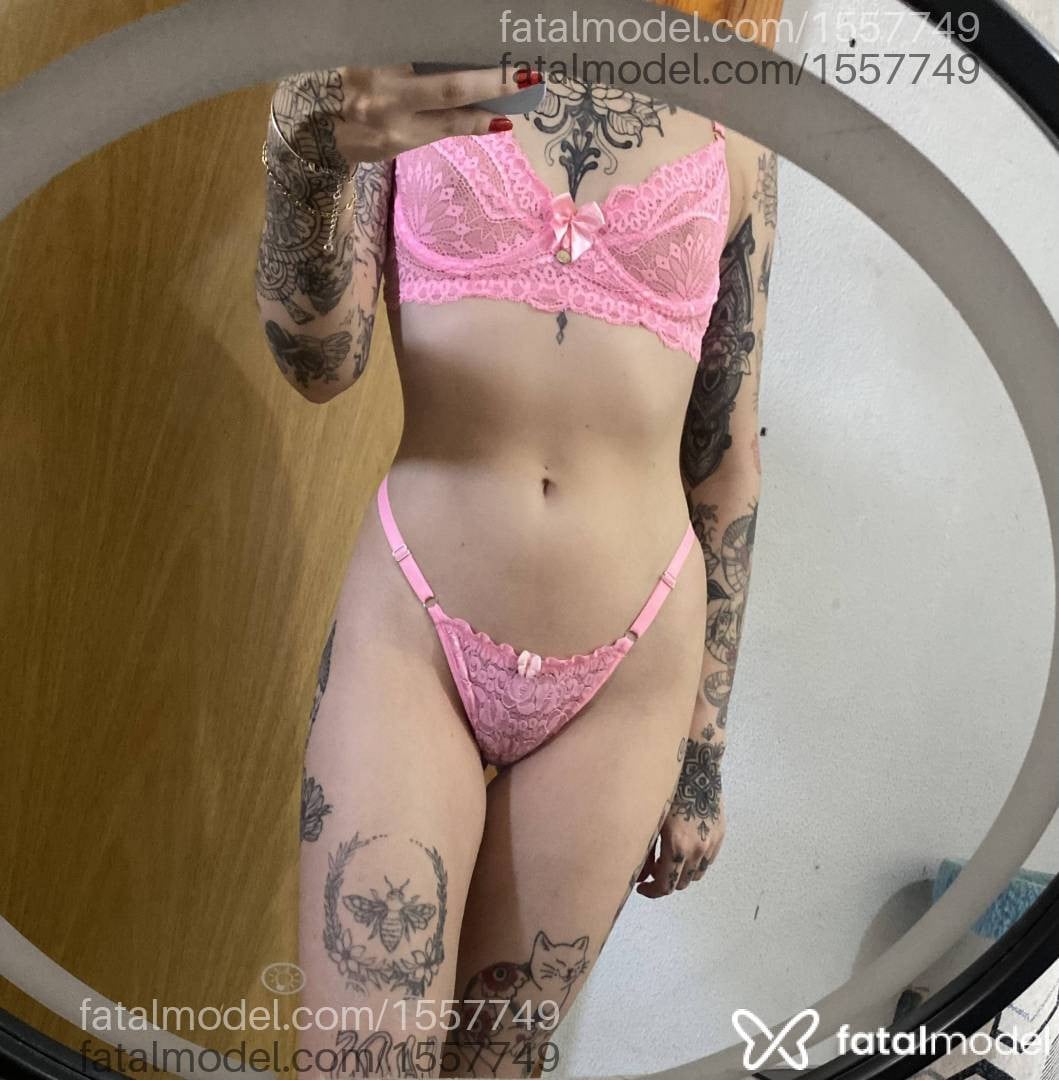 Acompanhante mulher morena (o) de olhos castanhos em Virtual - Chloe Oriental