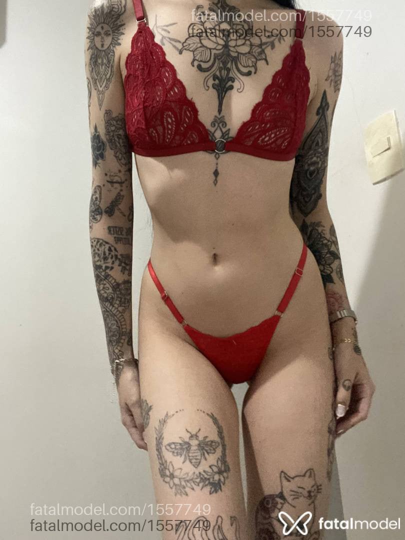Acompanhante mulher morena (o) de olhos castanhos - Chloe Oriental