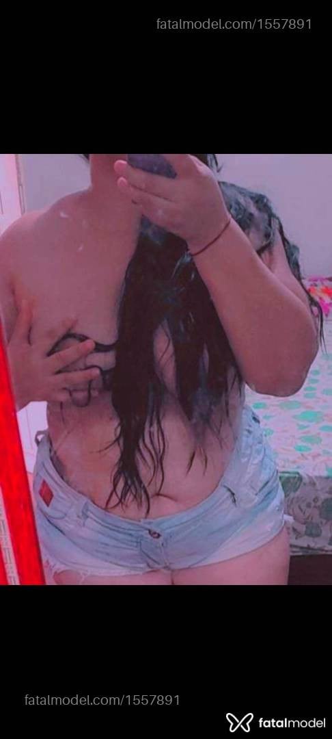 Acompanhante mulher morena (o) de olhos castanhos - Nega Lolo