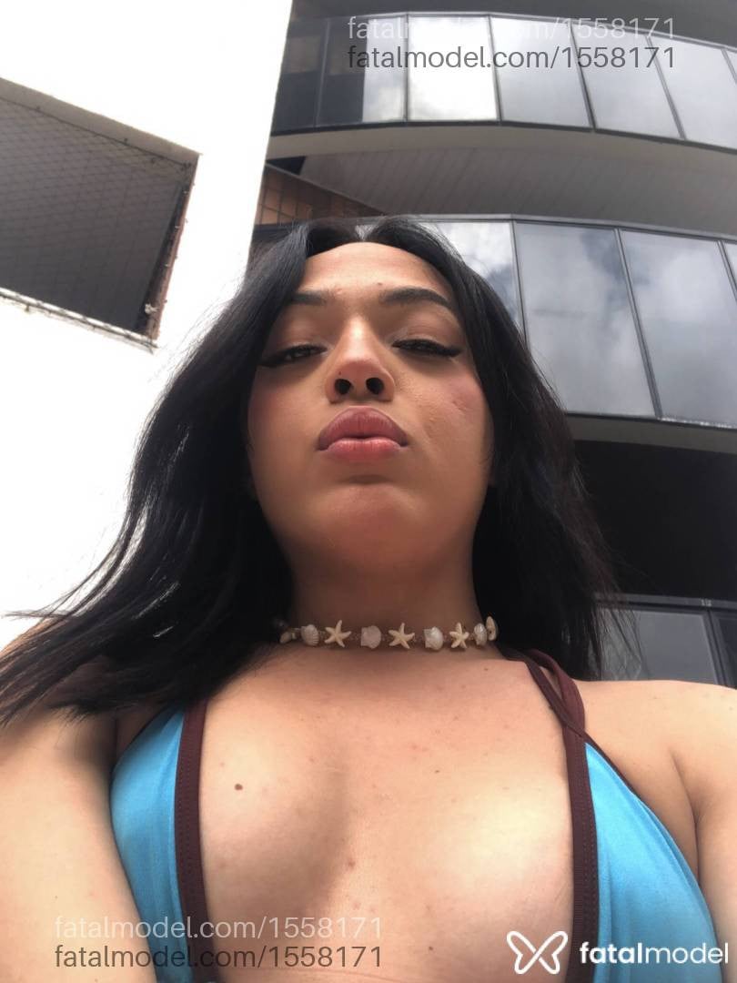 Acompanhante mulher trans morena (o) de olhos castanhos - Jhulia Space