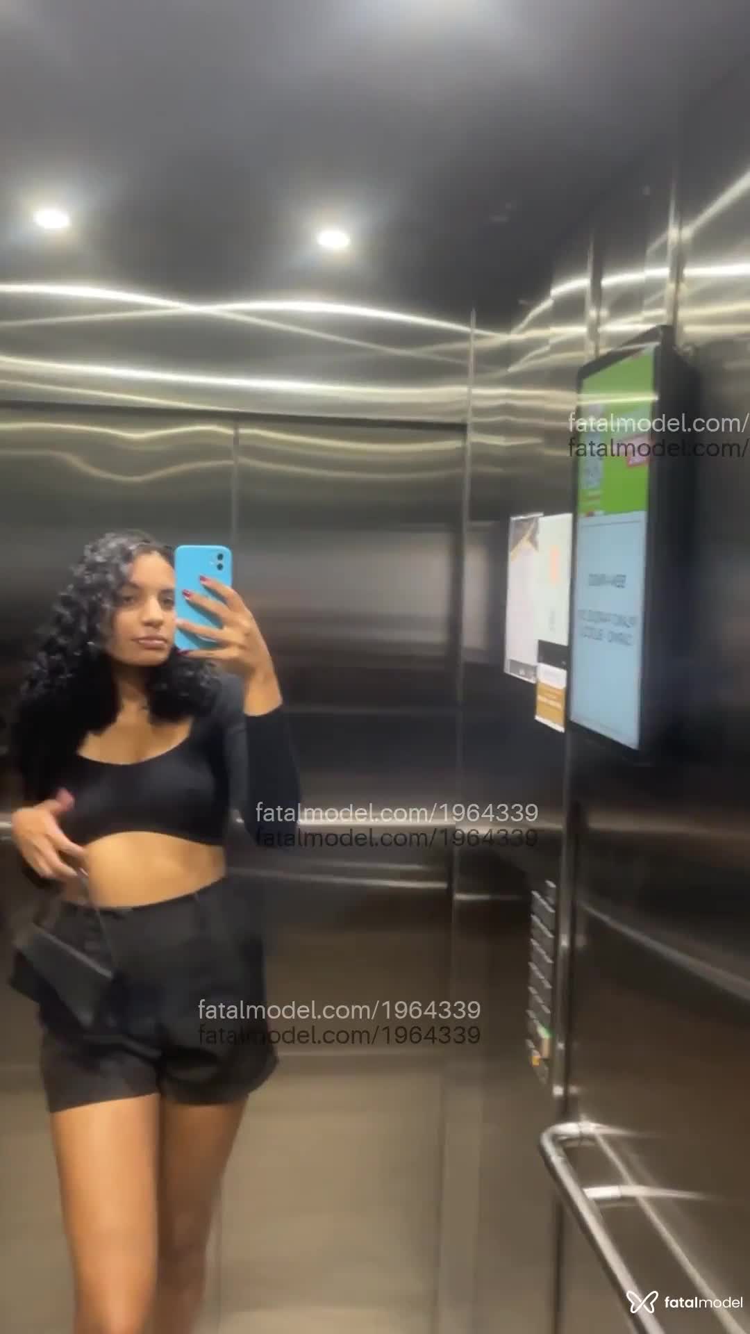 Acompanhante mulher morena (o) de olhos castanhos - Ana Julia