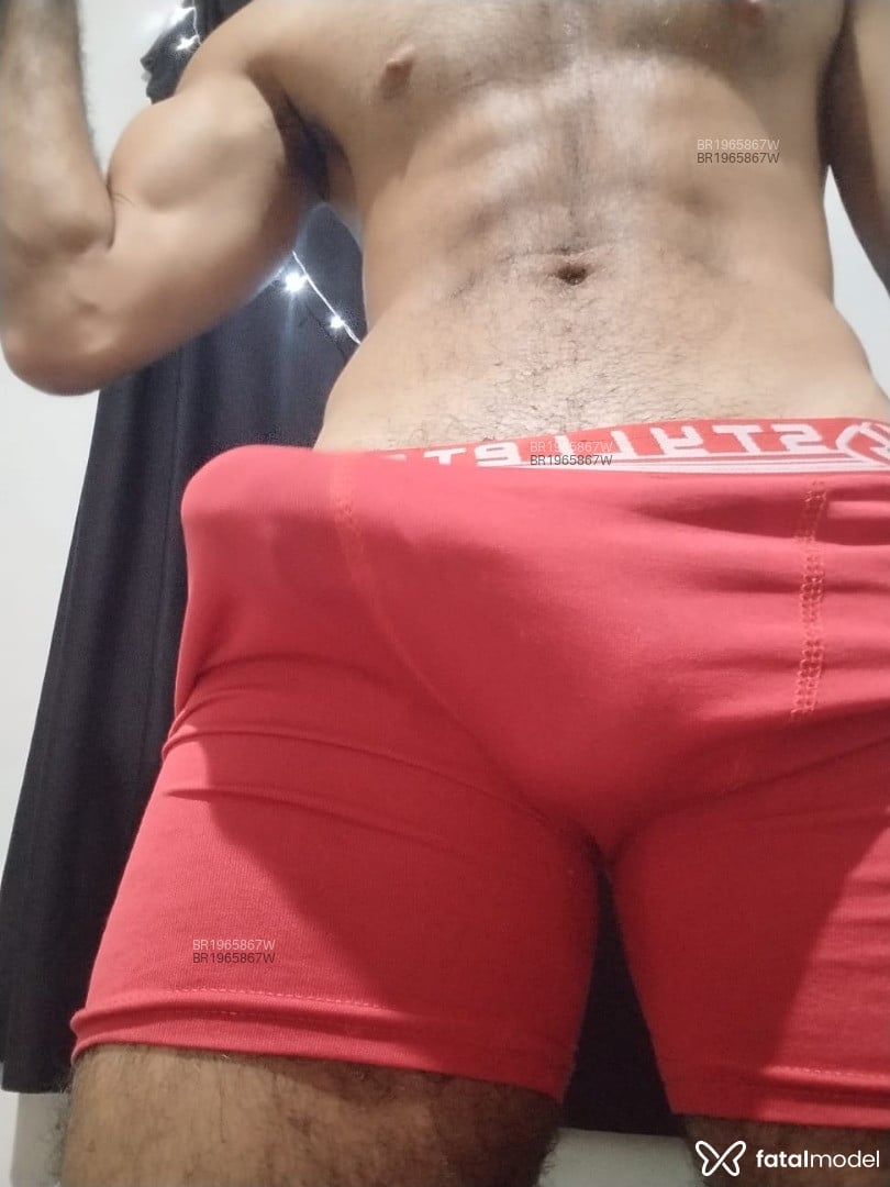 Acompanhante homem morena (o) de olhos pretos em Virtual - Ricardolimatop