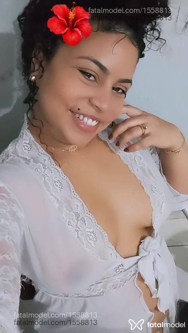 Acompanhante mulher morena (o) de olhos pretos - Jasmine