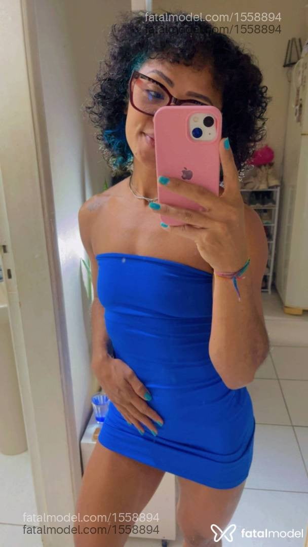 Acompanhante mulher morena (o) de olhos pretos - Fernanda Oliveira