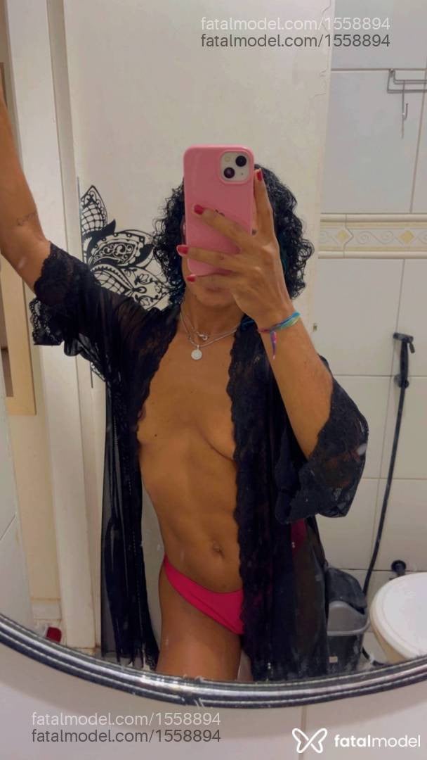 Acompanhante mulher morena (o) de olhos pretos - Fernanda Oliveira