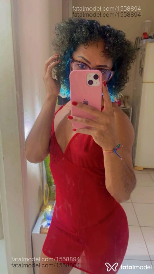 Acompanhante mulher morena (o) de olhos pretos - Fernanda Oliveira